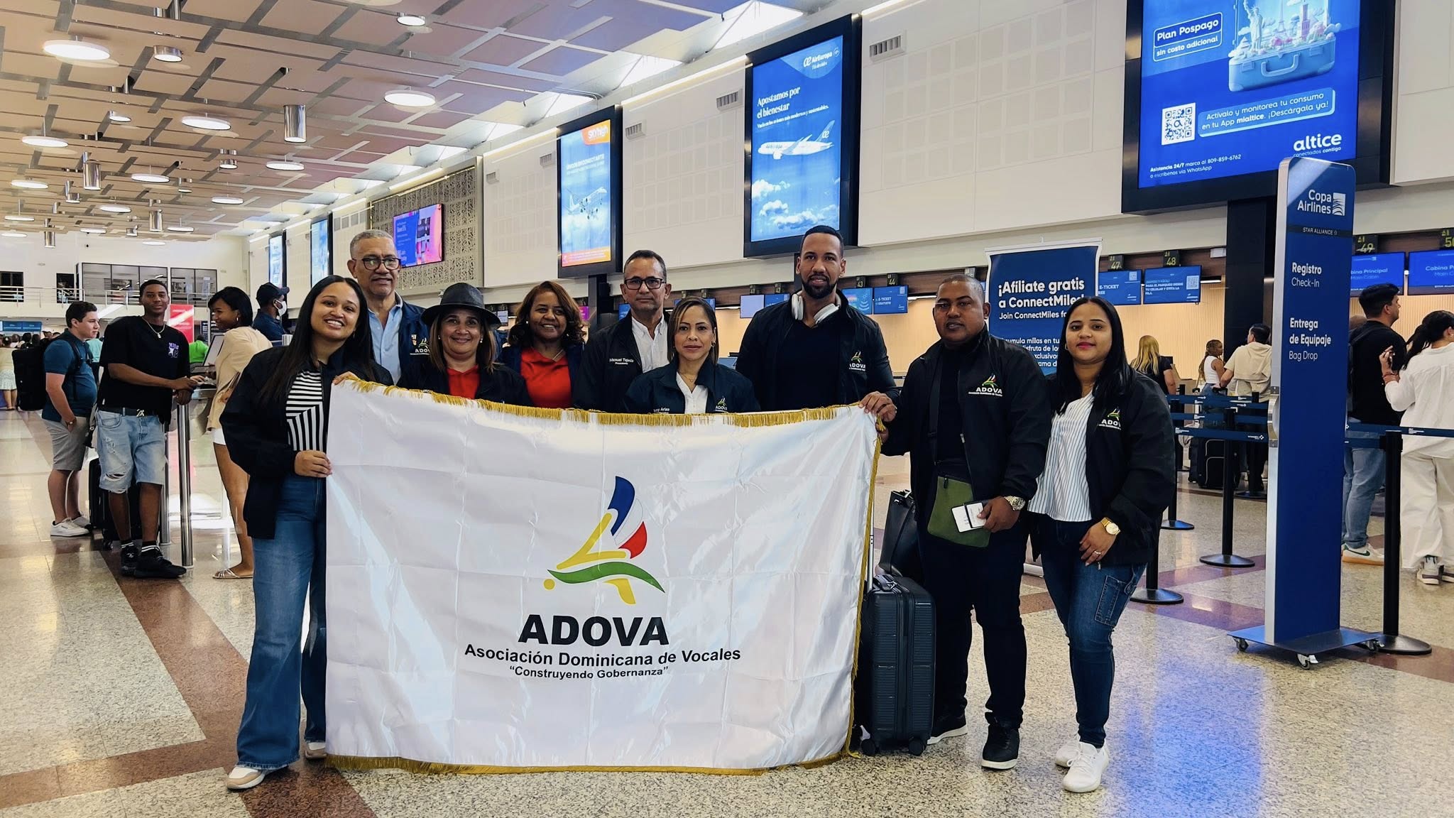 La Asociación Dominicana de Vocales Adova RD representada por su Presi