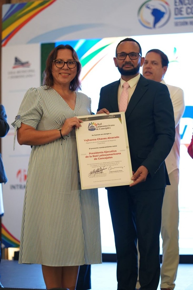 ADOVA fortalece su liderazgo en el municipalismo latinoamericano